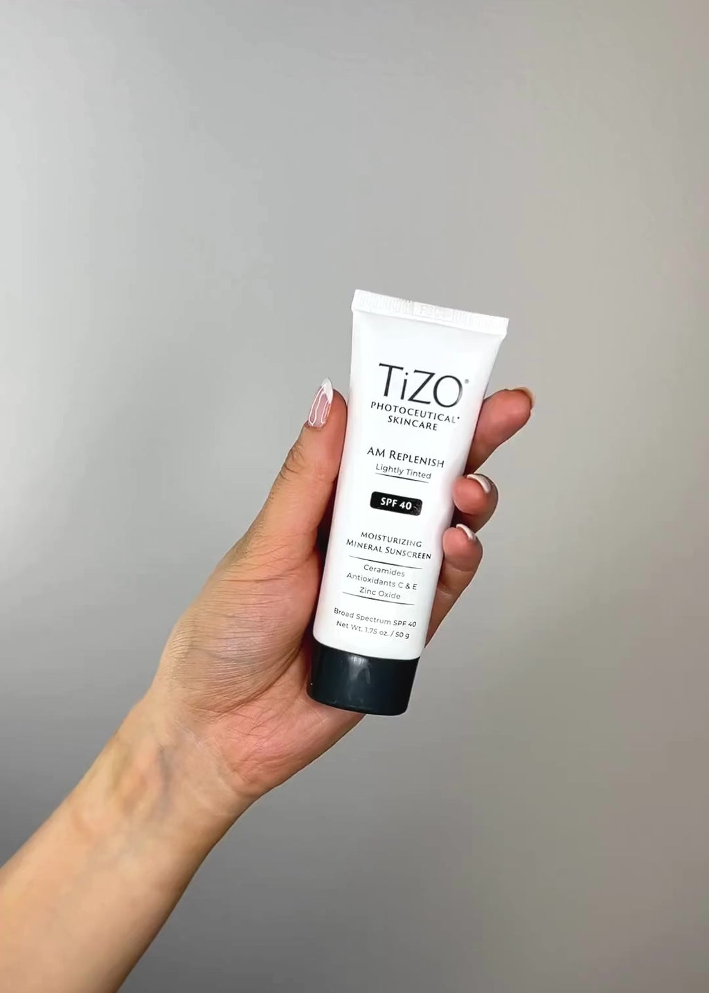 Tizo AM Replenish Tinted