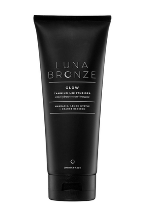 Glow Gradual Tanning Moisturizer